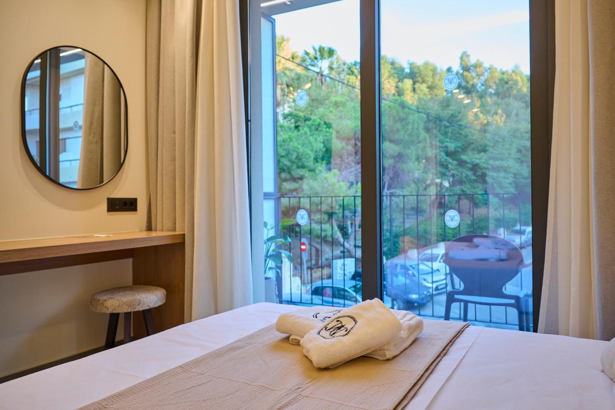 Monarco Executive Rooms Rhodes City ภายนอก รูปภาพ