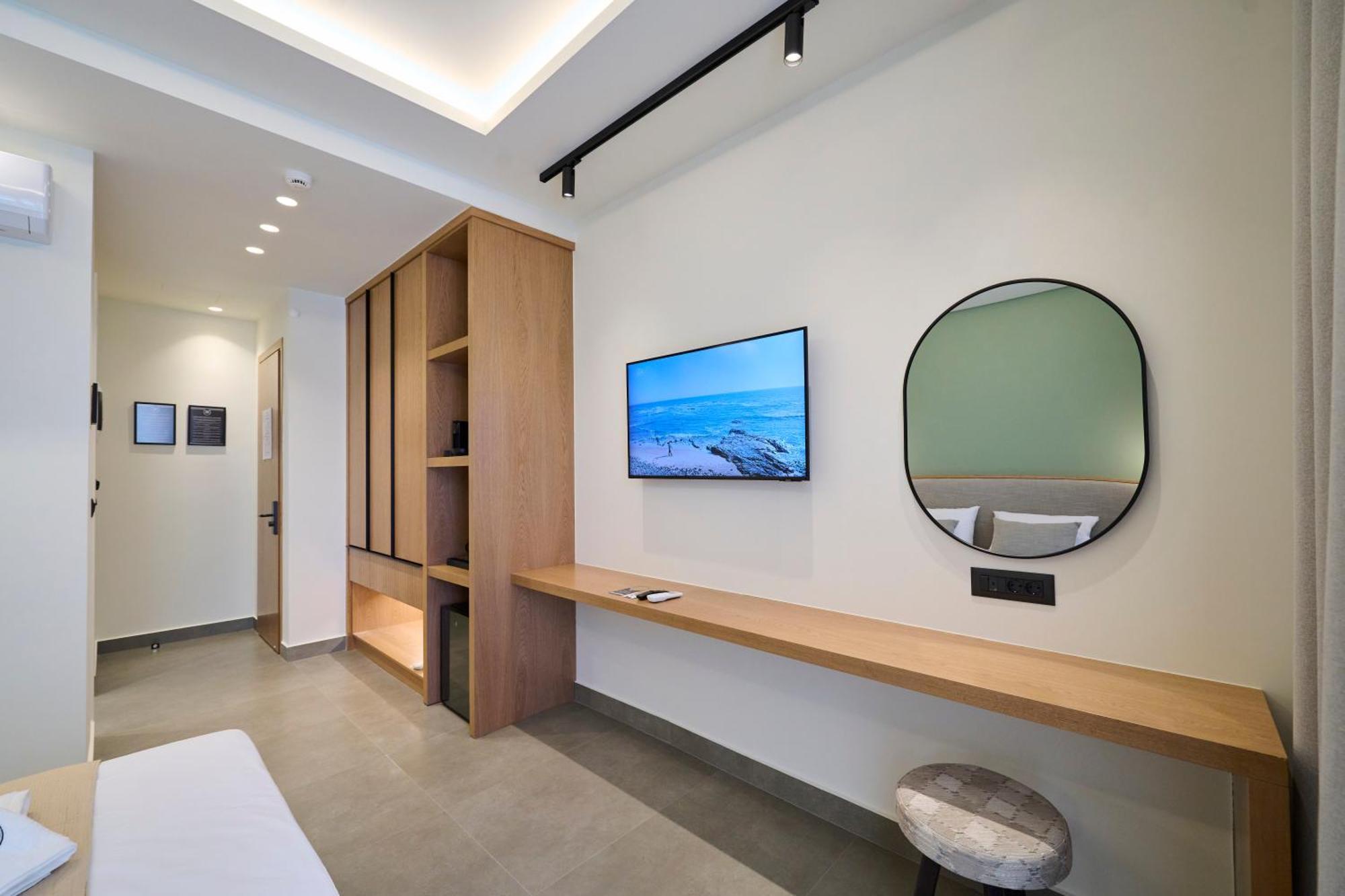 Monarco Executive Rooms Rhodes City ภายนอก รูปภาพ