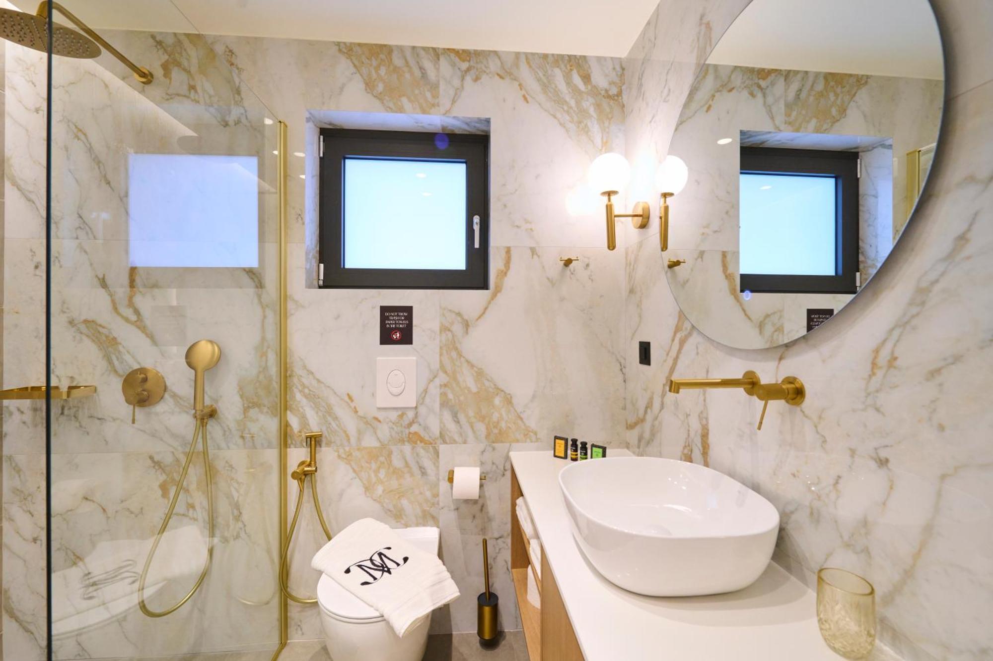 Monarco Executive Rooms Rhodes City ภายนอก รูปภาพ