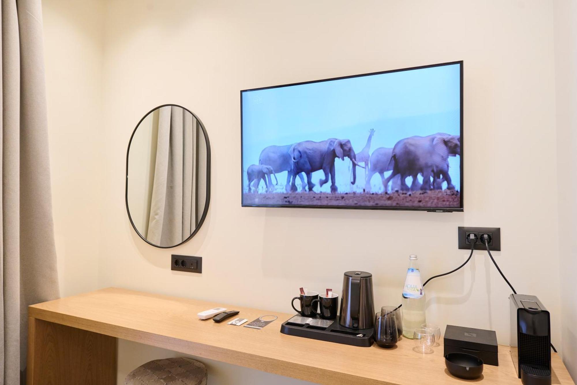 Monarco Executive Rooms Rhodes City ภายนอก รูปภาพ
